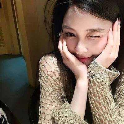 马路对面的房子